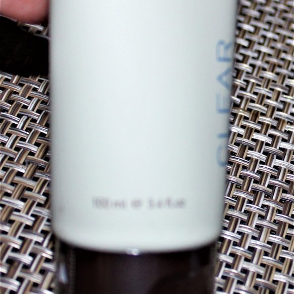 NIB AHAVA LOVE THE EARTH. LOVE YOUR SKIN 3 PIECE SET PLUS 1 FS CLEANSING GEL - Picture 7 of 7